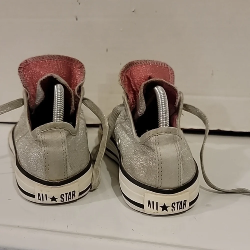CONVERSE ALL STAR DOUBLE TONGUE SILVER SPARKLE SNEAKERS (sz‎ 3)